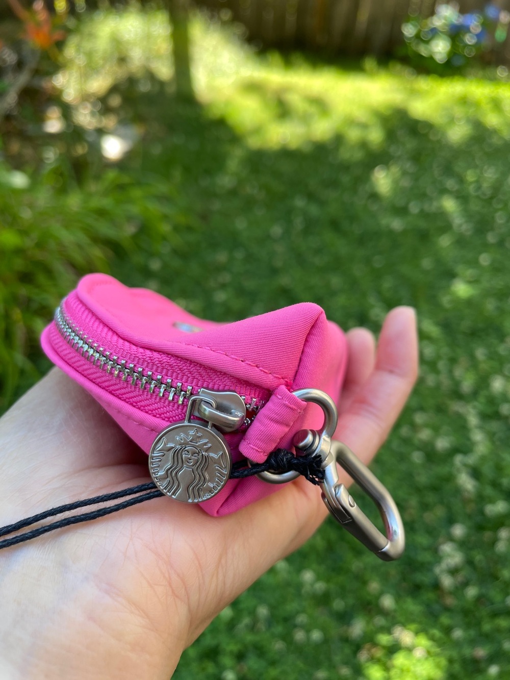 Starbucks Summer Collection 2026 Pouch Writslet Pink Drink&Strawbery  Keychain - Picture 8 of 9